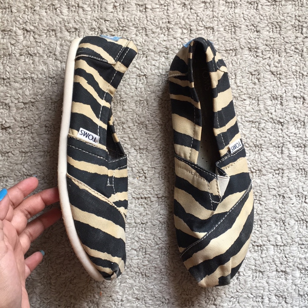 TOMS